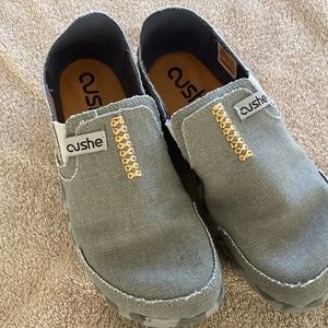 Cushe casual canvas shoes